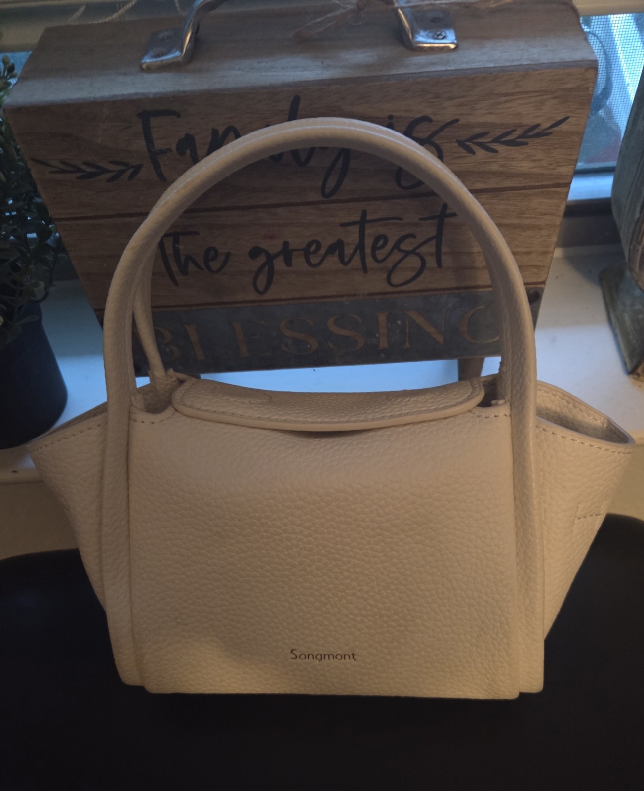 SONGMONT Mini Song Bag – IvorySoft Leather Bucket HandbagW/ STRAP