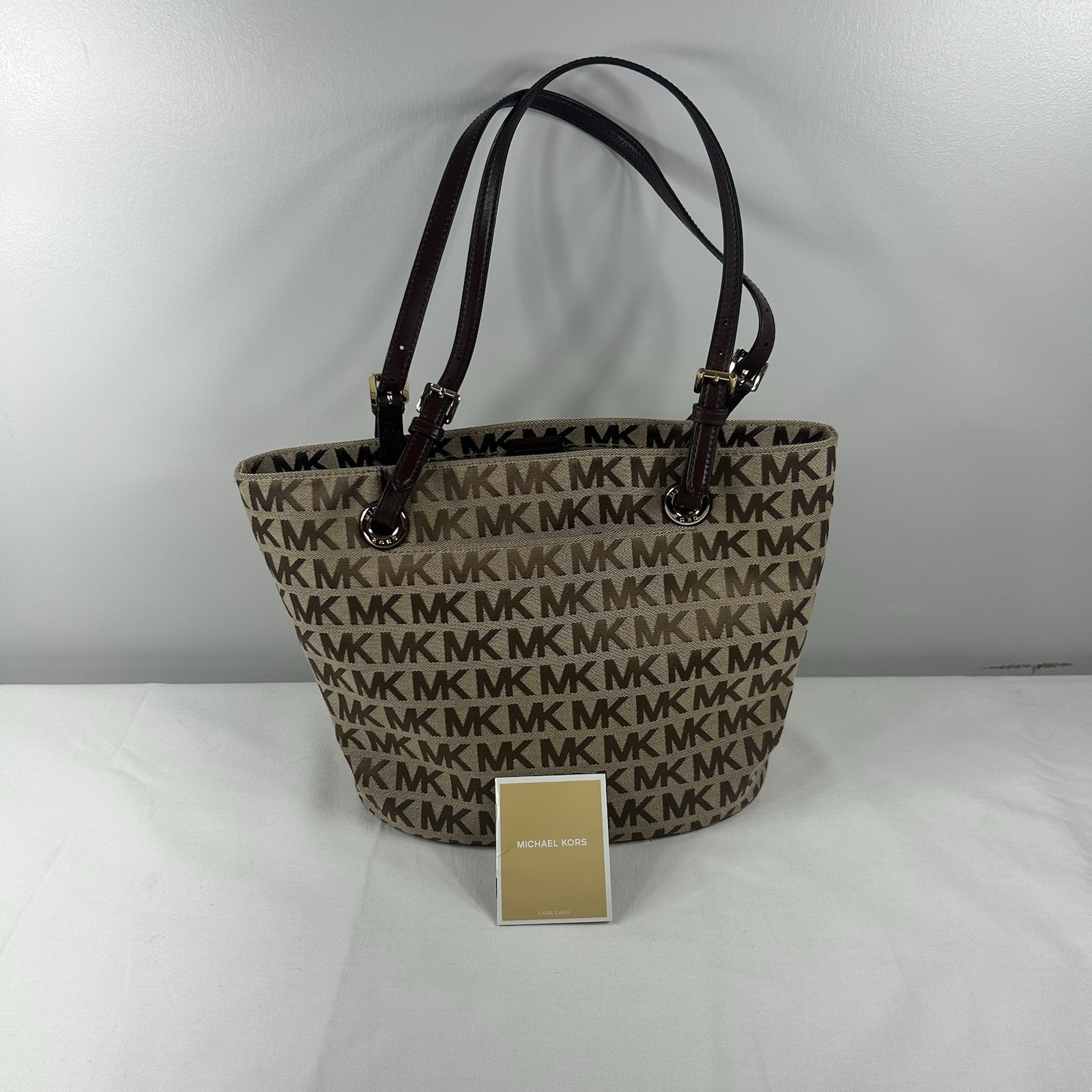 Michael Kors Jet Set Signature Jacquard Medium Tote Bag Tan 38T2XTTT2J EUC