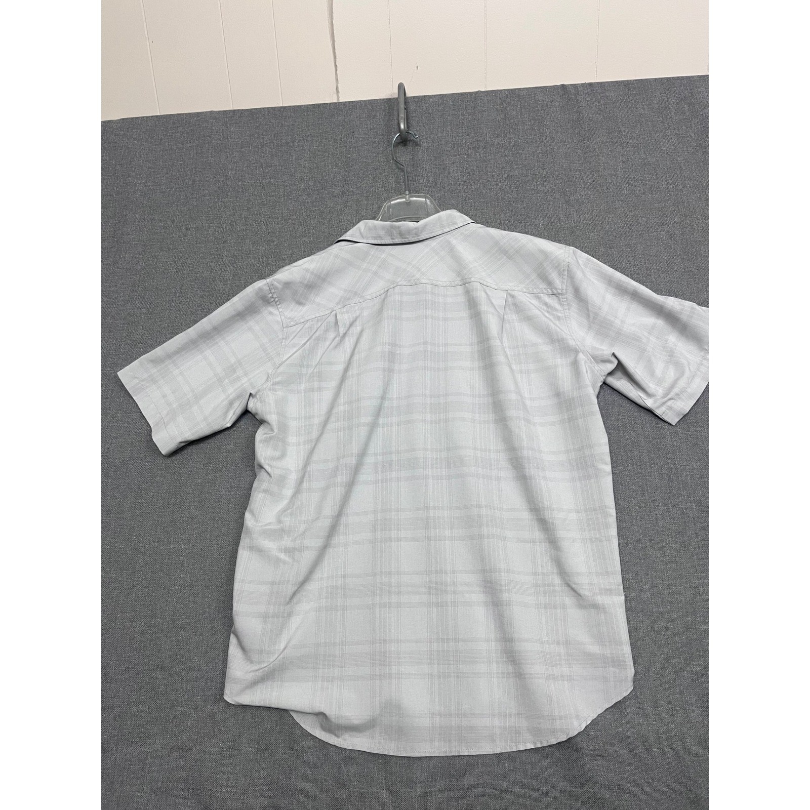 Orvis Mens XL Gray Plaid Short Sleeve Button Down Shirt Dual Pocket Classic Col.