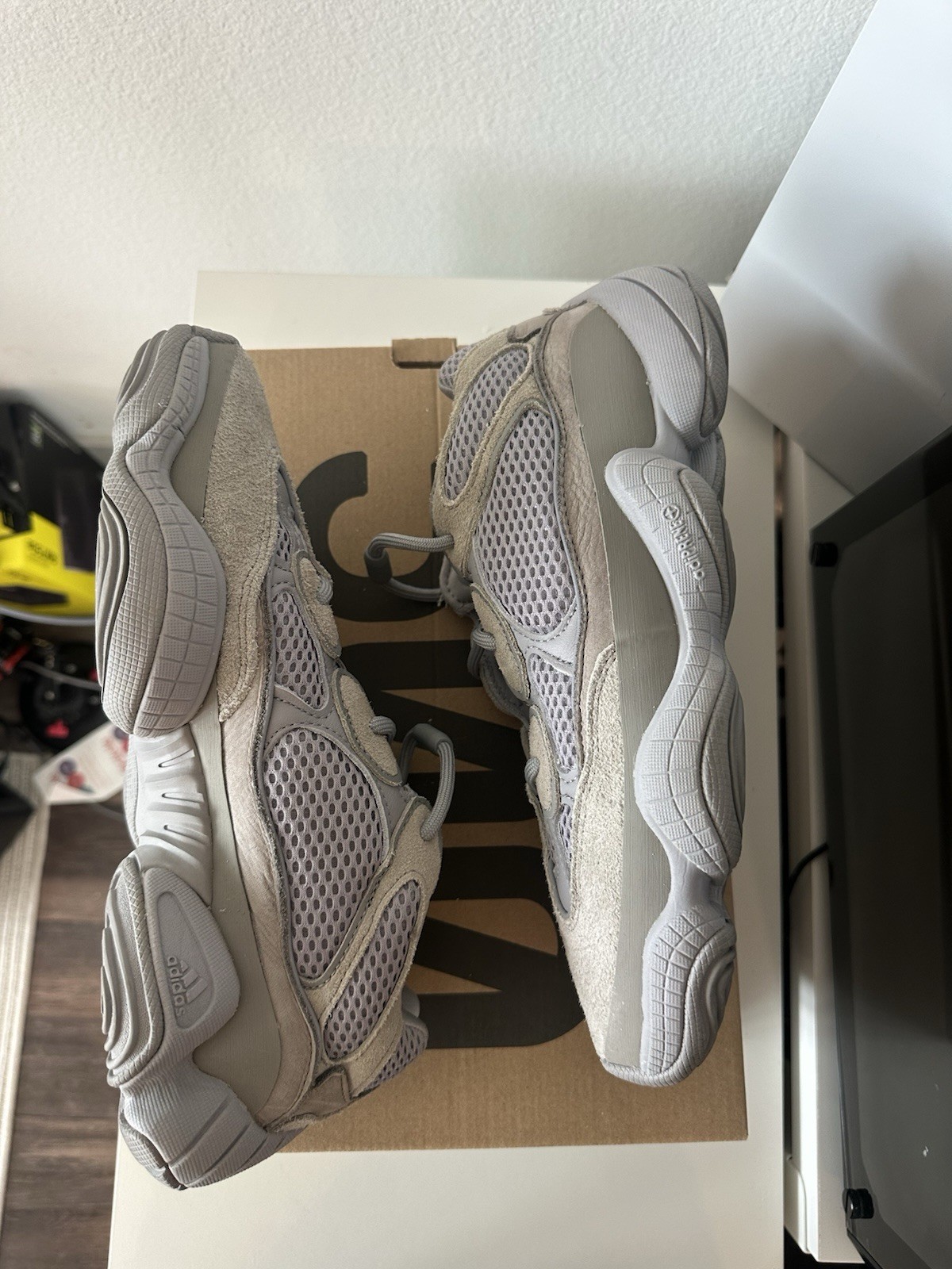 adidas Yeezy 500 Stone Salt Men’s Low Top Mesh Lace-Up Gray IE4783 2024