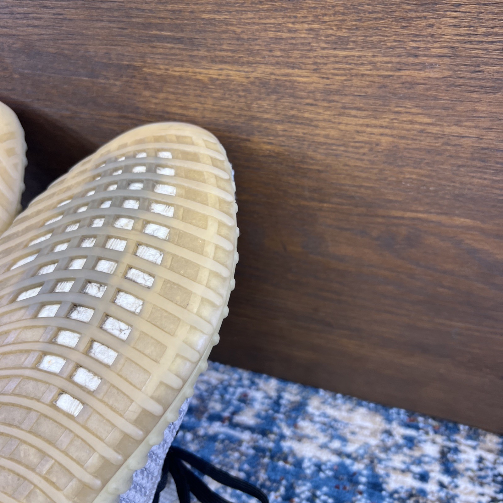 Adidas Yeezy Boost 350 V2 Lundmark Non-Reflective Men’s Sz 11 White Tan