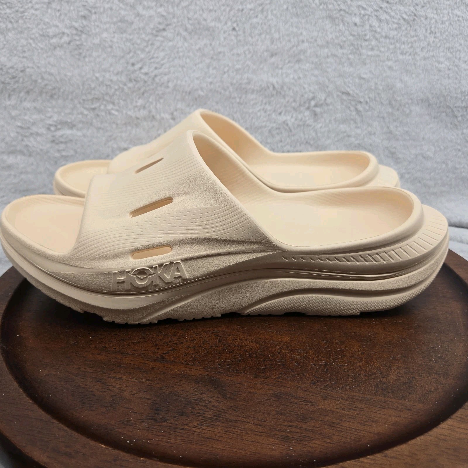 HOKA Ora Recovery Slide 3 Men’s 9 Women’s 11 New No Tags Cream Sand Sandal Water