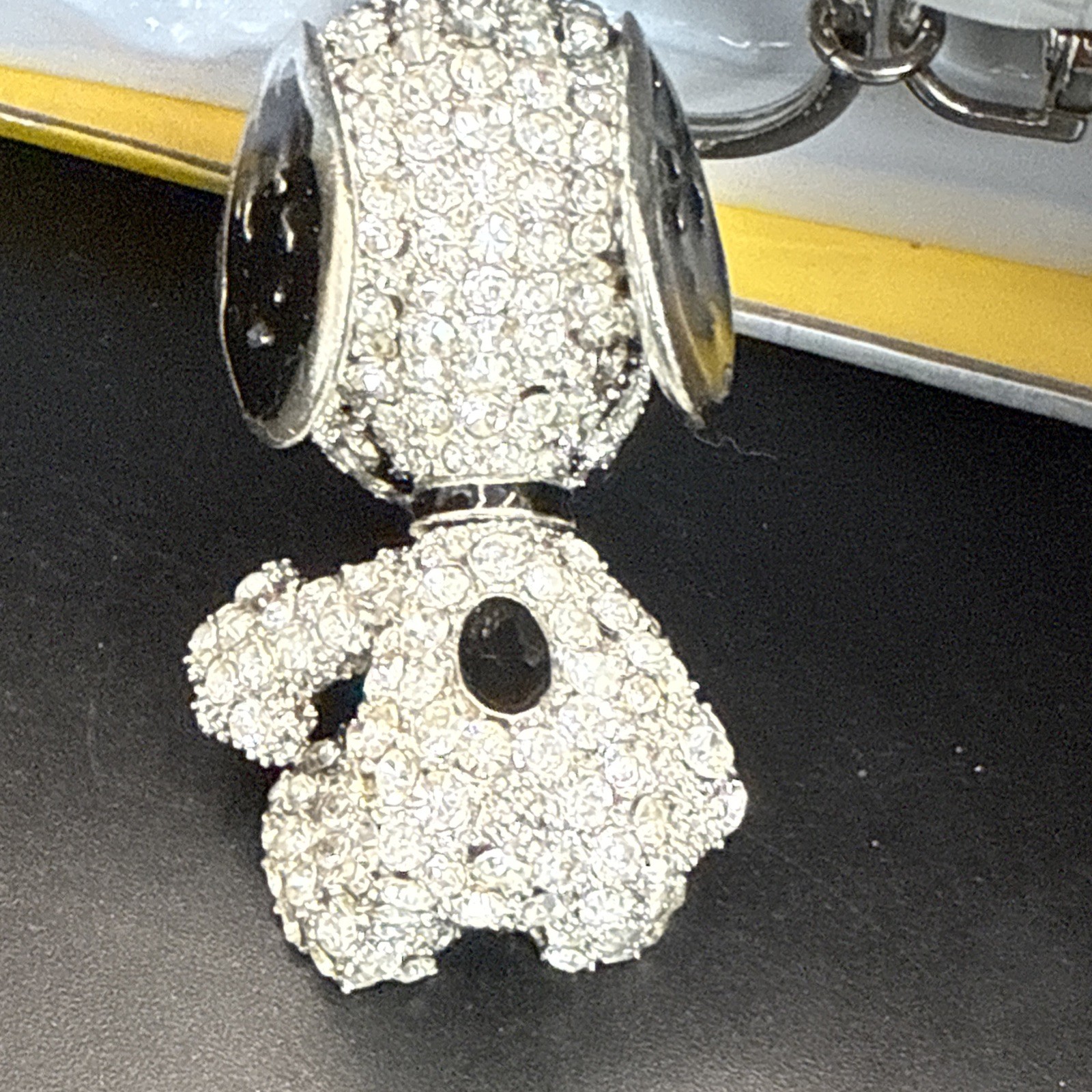 NEW Snoopy Peanuts Pave 3D Crystal Rhinestone Keychain/Clip On Bag Charm BNIB