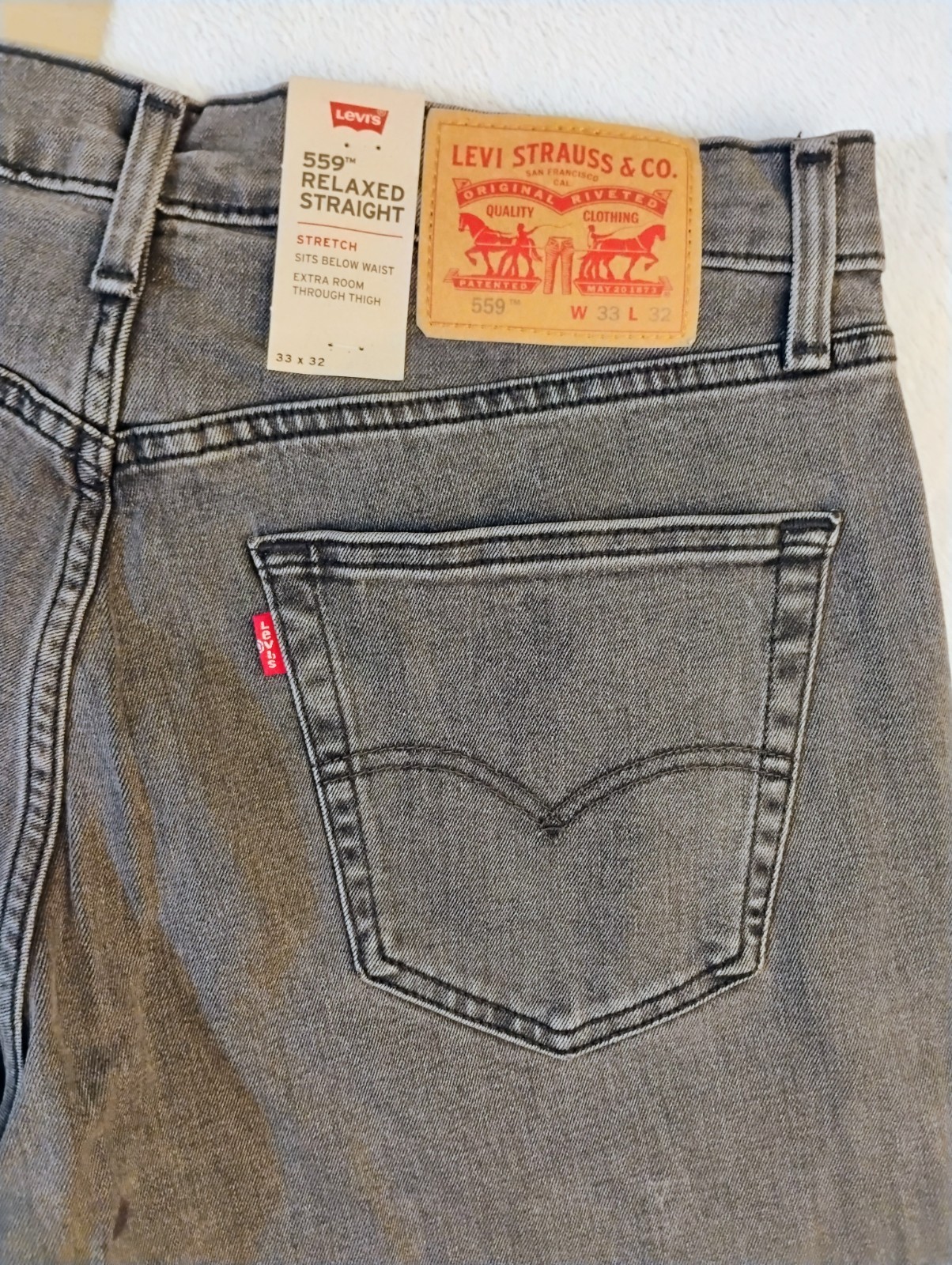 New 33×32 Levi’s 559 Stretch Jeans in Grey ~ Straight Relaxed Stretch 65% cotton