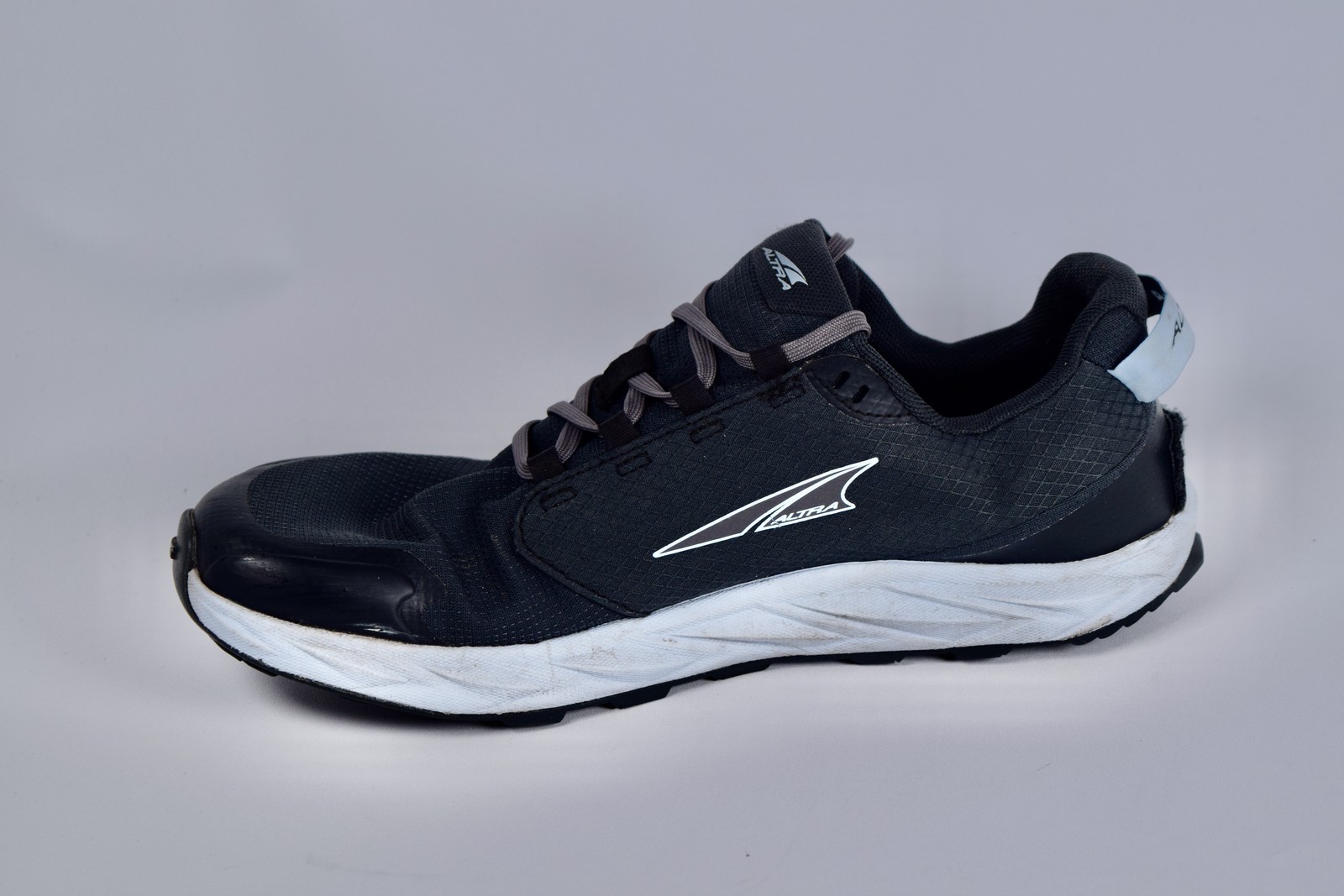 Altra Women’s Superior 6 AL0A82CM040 Gray Running Shoes Size 9.5 B Sneaker