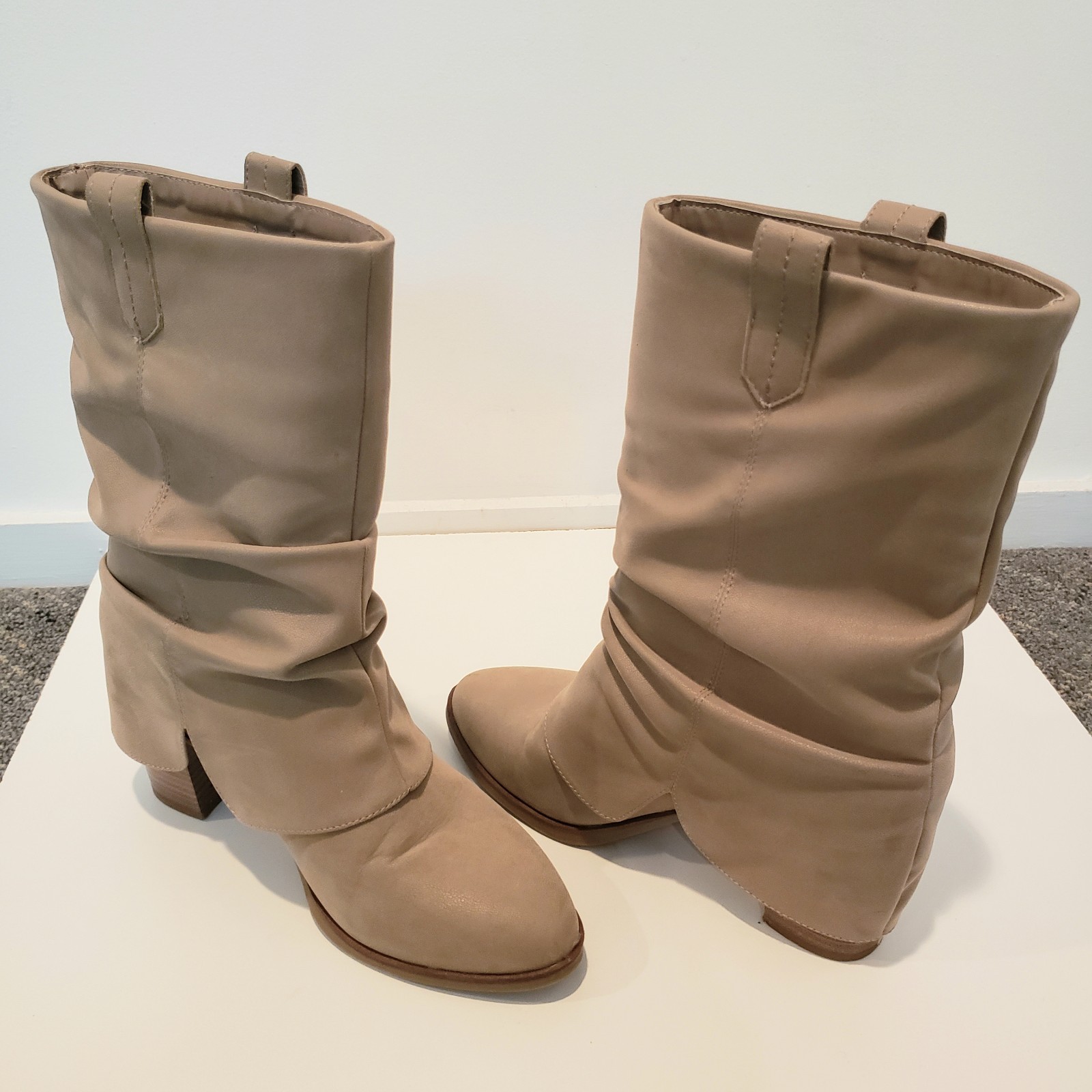 MIA Beige Boots Size 8.5M