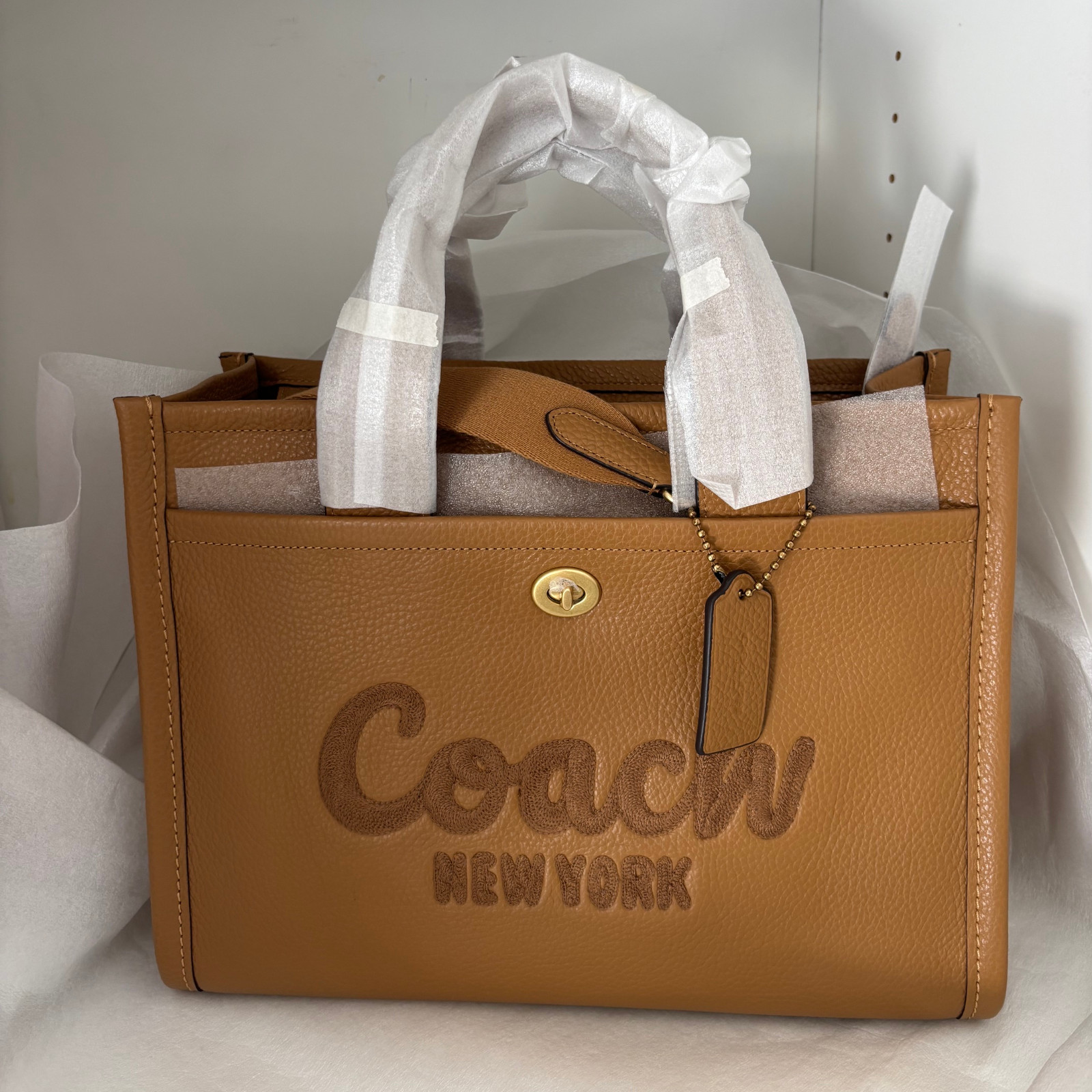 NWT Coach CAM75 Cargo Tote Shoulder Crossbody Bag in Honey Brown Leather 2way