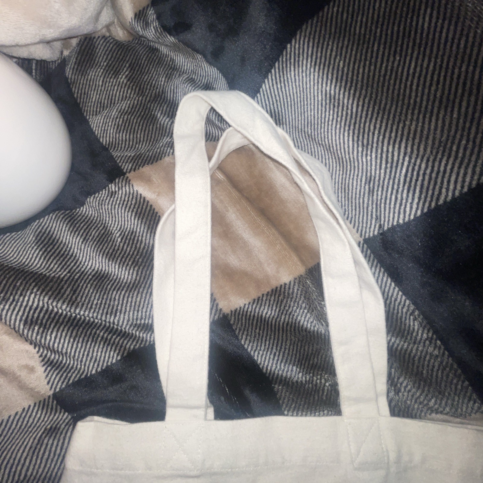Saint Laurent ToteBag Designer Accessory Collectible 17×13 Inches Cream