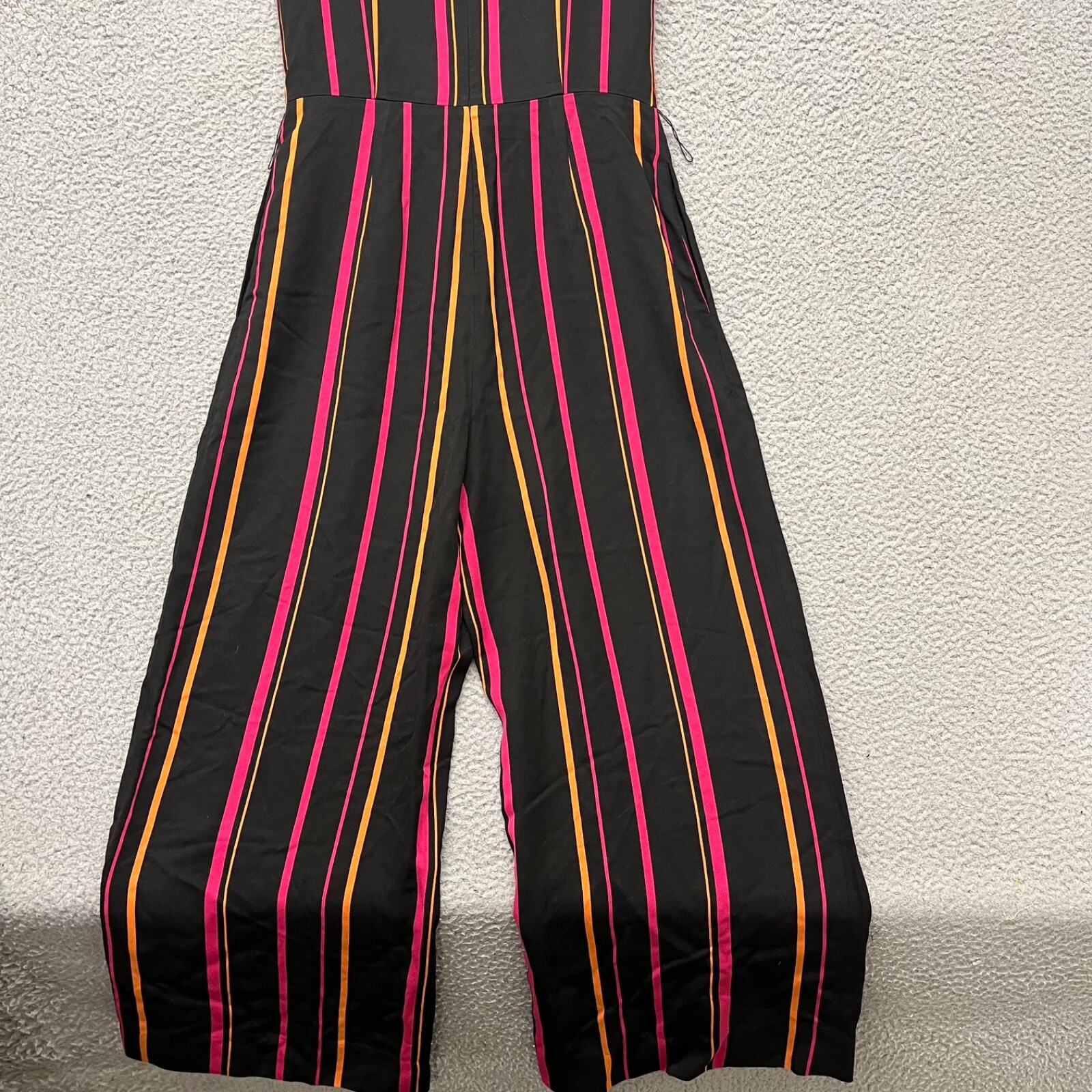 Diane Von Furstenburg Jumpsuit Womens M Black Striped Cropped Wide Leg V Neck