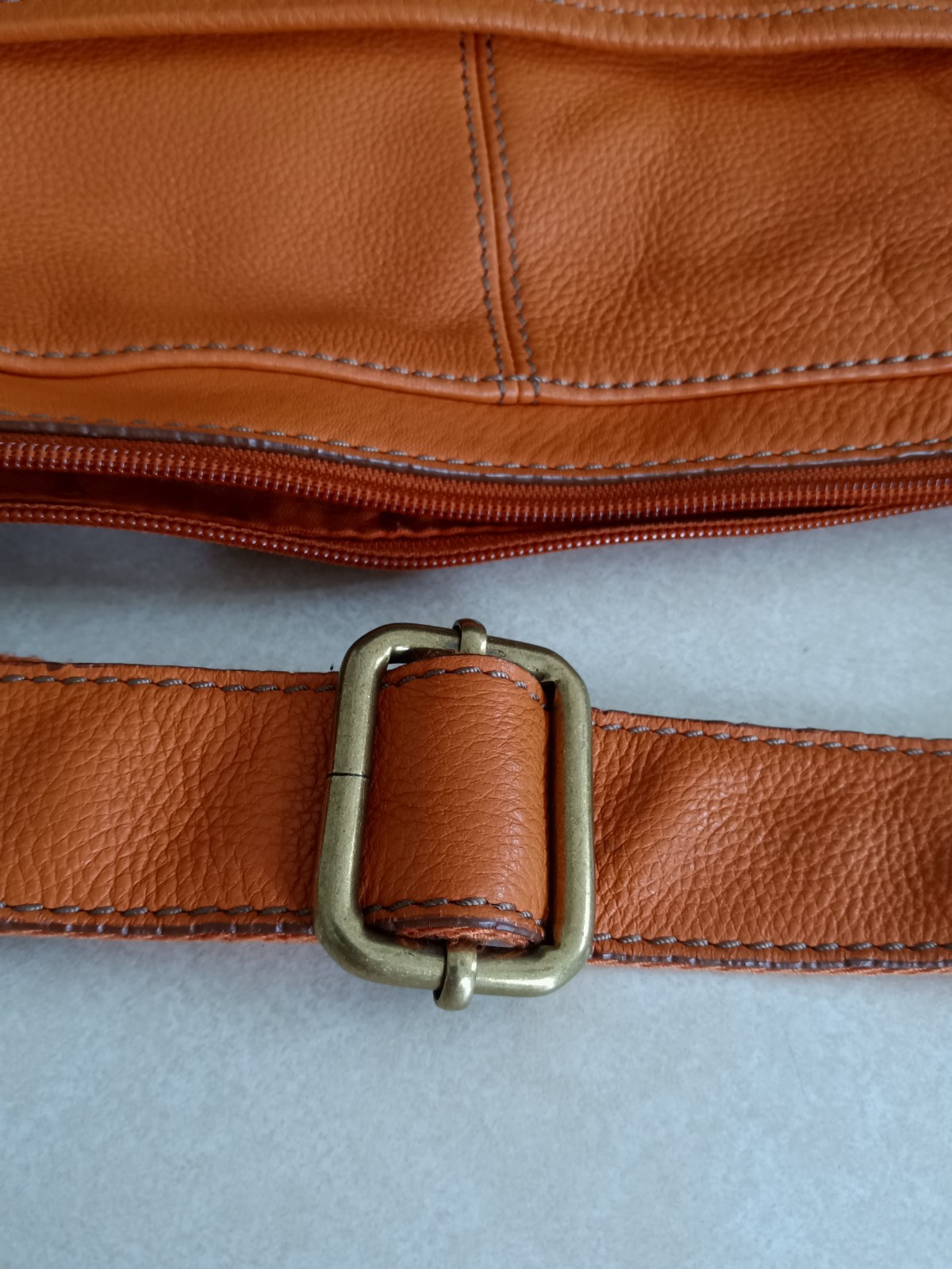Fossil Crossbody Shoulder Bag Cognac Orange Leather Multi Pocket Brass