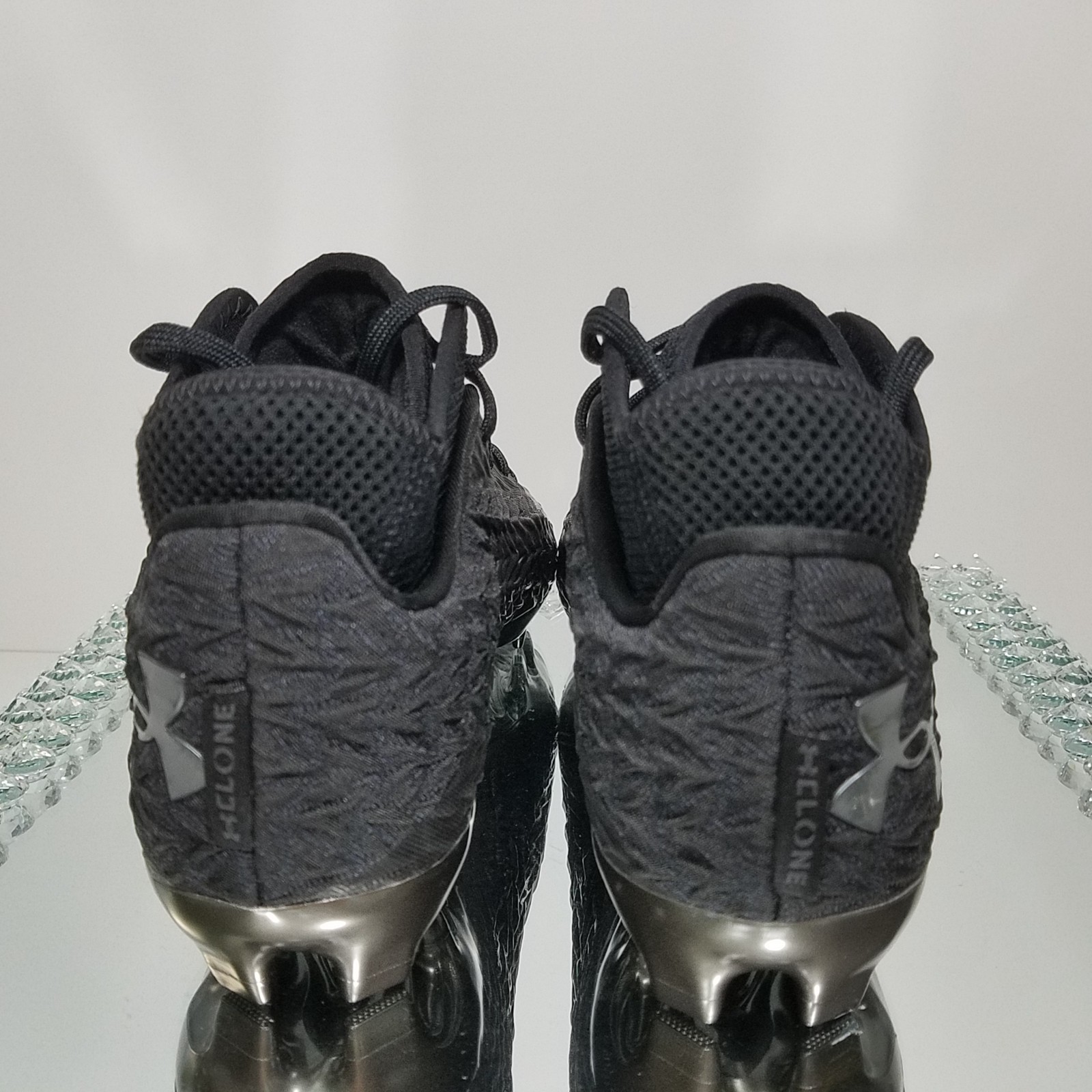 Under Armour Spotlight 4 MC Black Football Cleats – Men’s Size 10 – 3027977-001