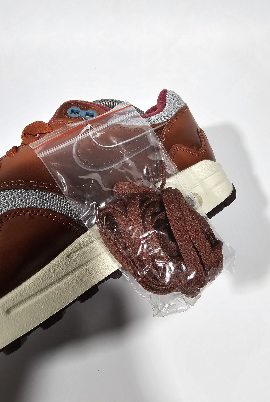 Patta x Nike Air Max 1 Waves Dark Russet US 8.5 UK 7.5 EUR 42cm 26.5 New OG All