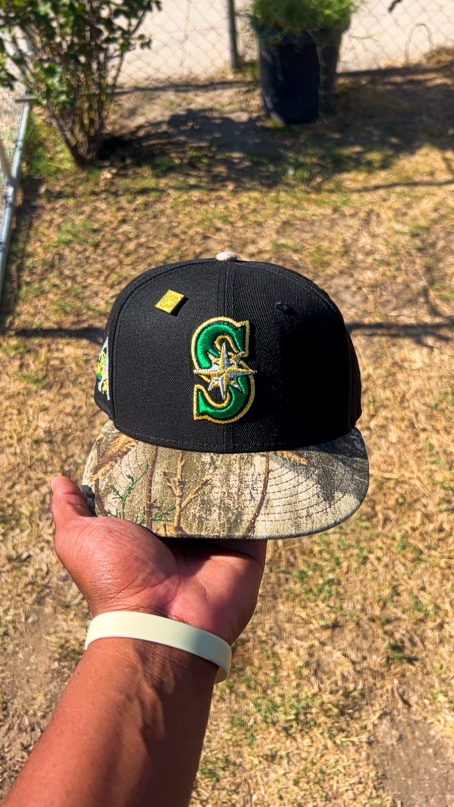 New Era 59Fifty Seattle Mariners Fitted Baseball Cap Size 7 3/8 (The Kid) Patch