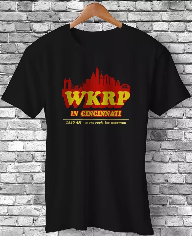Thanksgiving Funny Gift T-Shirt WKRP Turkey Drop In Cincinnati Les Nessman 1530