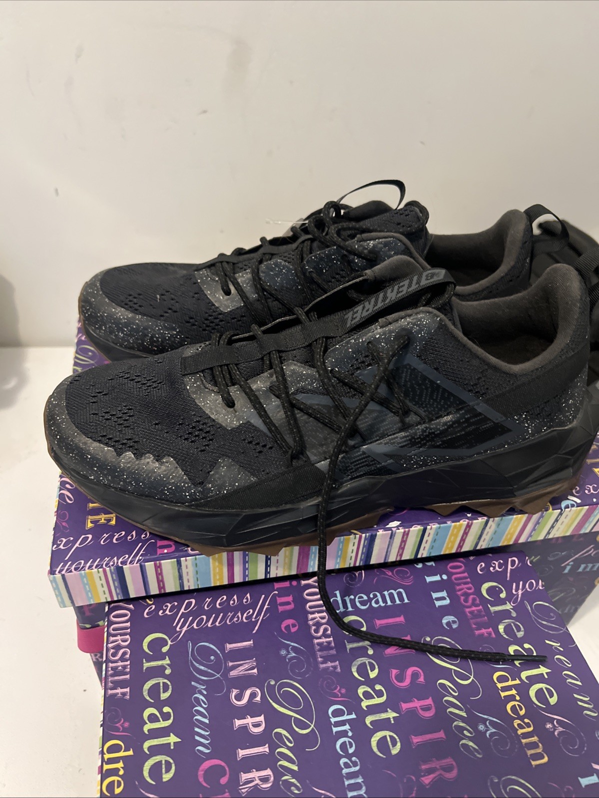New Balance Tektrel Trail – Black / Phantom / Magnet Men’s US Sz 9.5 2E MTTTRCK1
