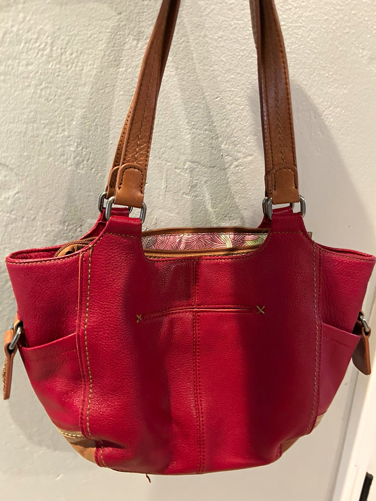 The Sak Medium Red Satchel Top Handle, Zip Closure, Detachable Strap Pockets