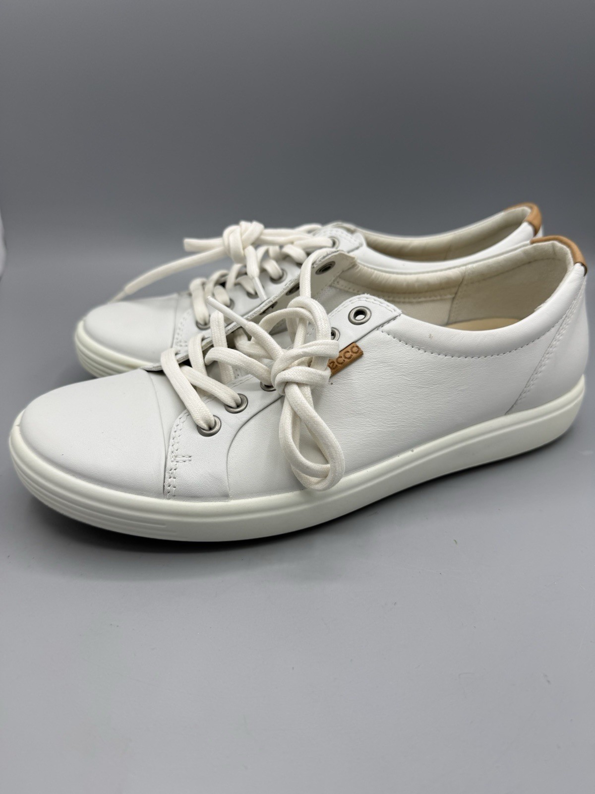 Ecco Women’s Soft 7 Lace Up Sneakers 100% Leather Size 9-9.5 EU 40 NEW No Box