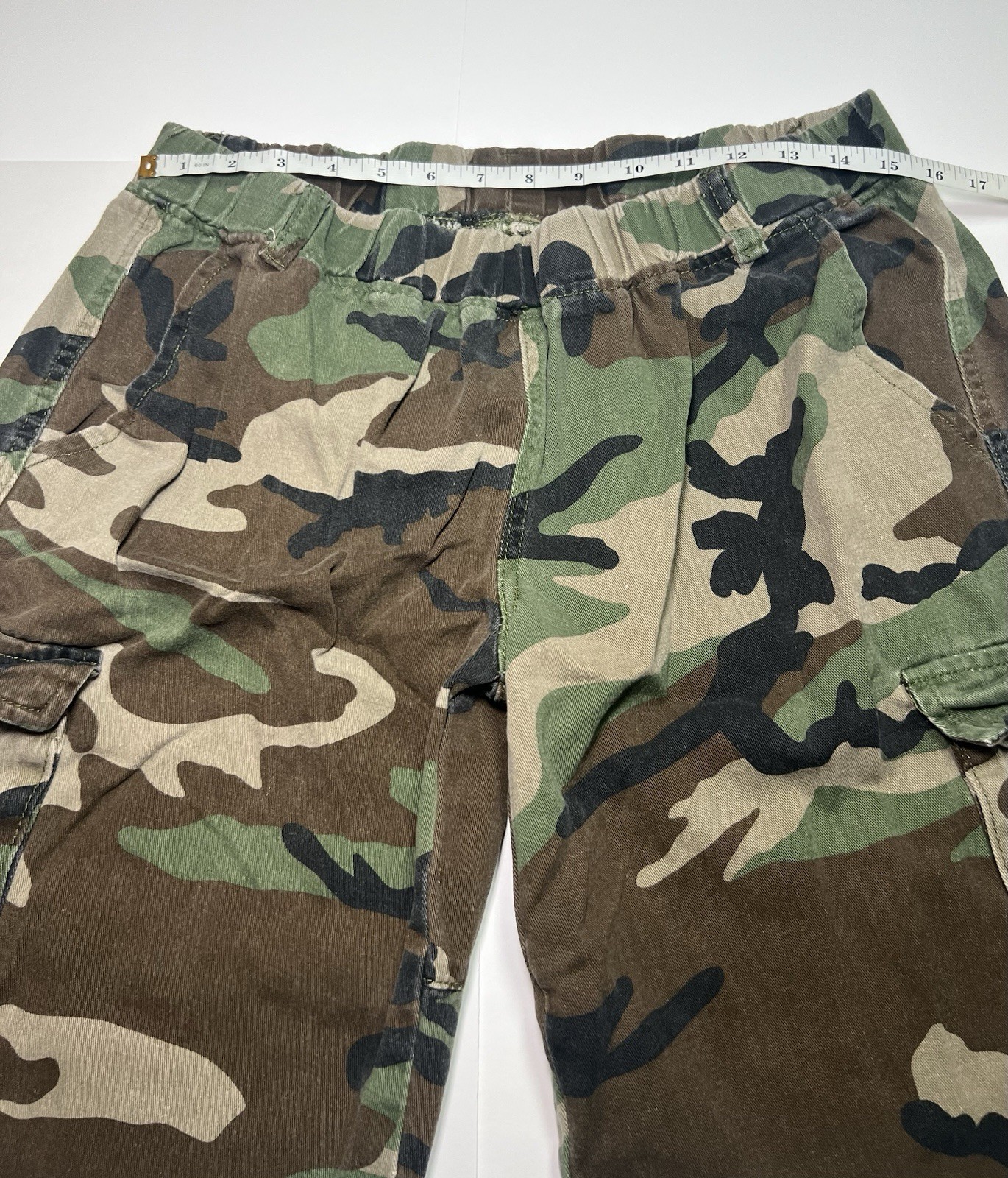 SEC 31 Y2K Woodland Camo Cargo Shorts Mens Elastic Waist Cut Off 16