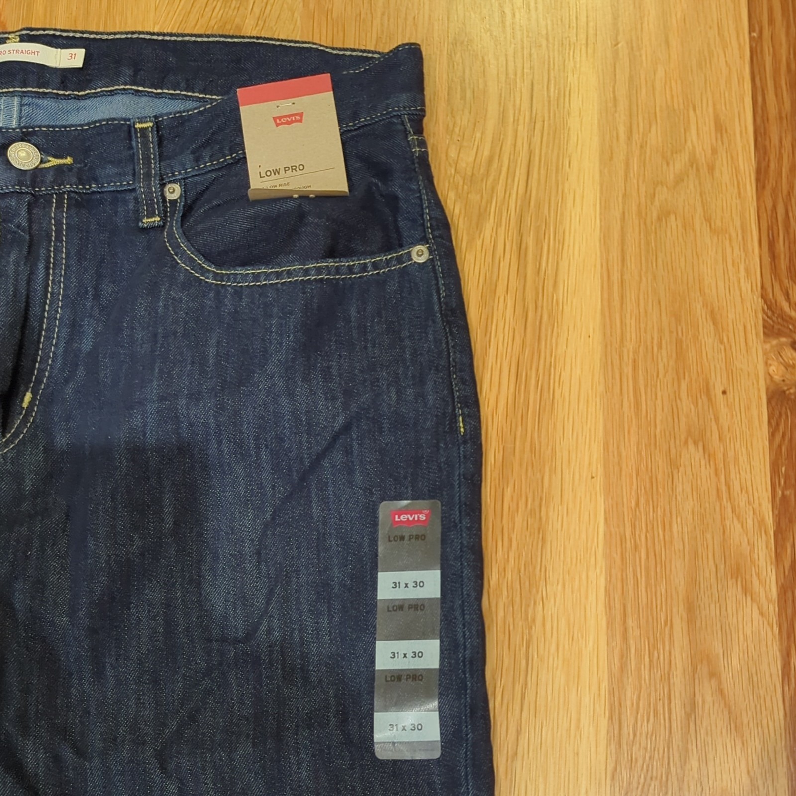 Levi’s Low Pro Jeans Dark Blue Mid Rise Straight Women’s 31×30 Relaxed Hip New