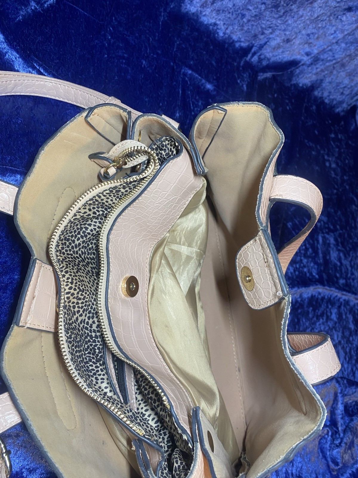 Women’s Beige Shoulder Bag Solid Embossed Gold Hardware Zip