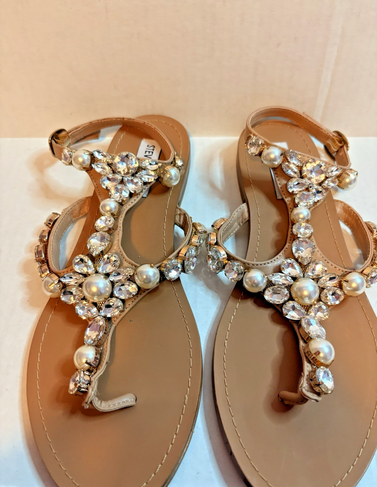 Steve Madden Chantel Embellished Thong Sandals Tan Womens Size 9M