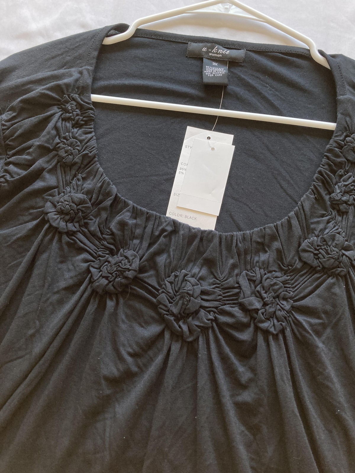 Design History U-knit Top Women 3X Black Scoop Neck Rosette 3/4 Sleeve Tunic NWT