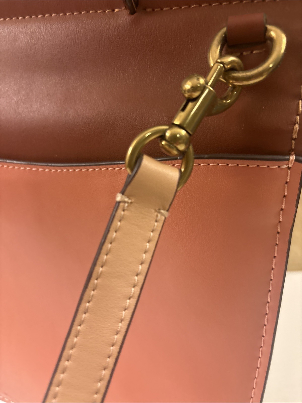 COACH WILLIS 2 Tone Brown LEATHER 2-WAY W HANDLE CROSSBODY BAG 10” Stain (o66