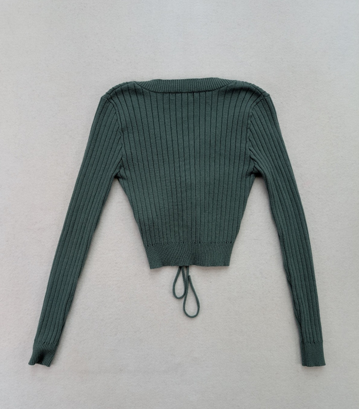 Forever 21 Women’s Sweater Size M Green Cropped Ribbed Pullover