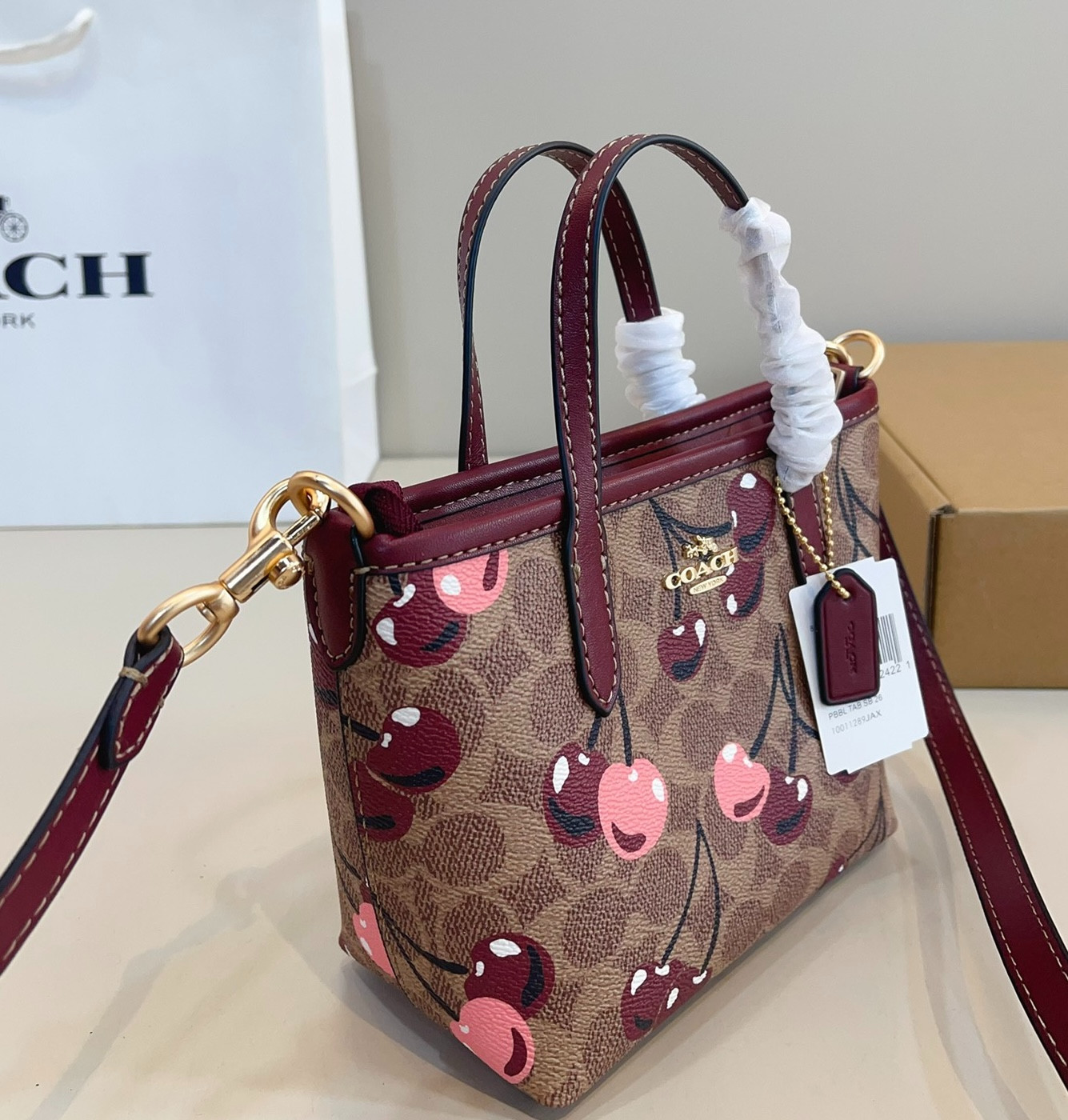 NEW Coach X Peanuts City Mini Tote Bag Signature Coated Canvas Cherry Outlet