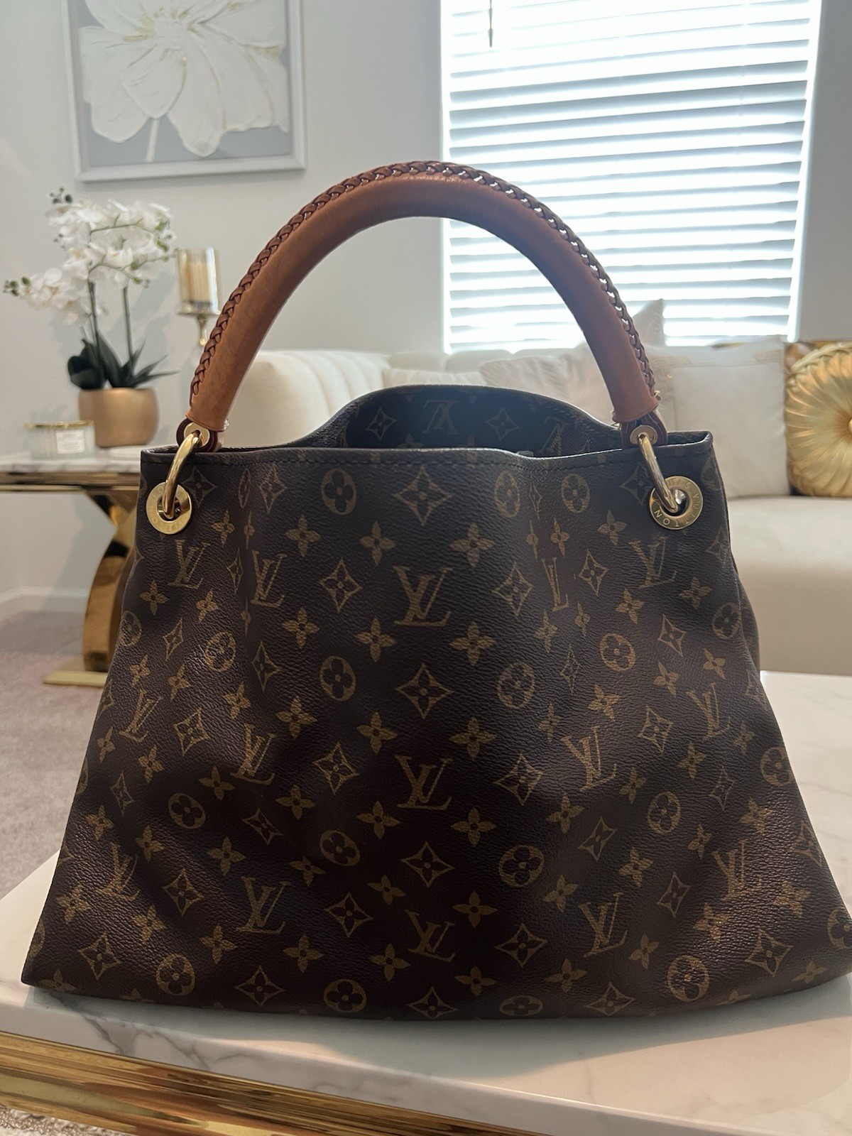 LOUIS VUITTON Artsy MM Bag | Monogram Canvas | Shoulder Bag | 100% Authentic