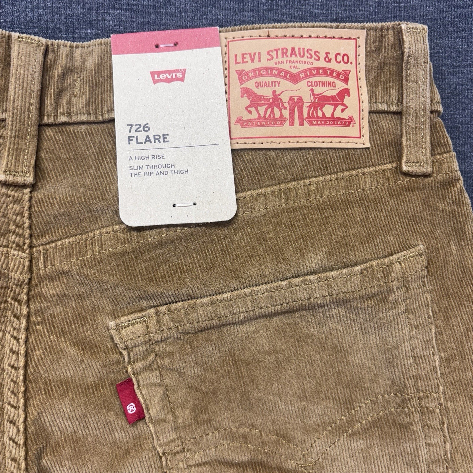 Levi’s 726 Flare High Rise Corduroy Pants Womens 29×32 Brown Strech Western NEW