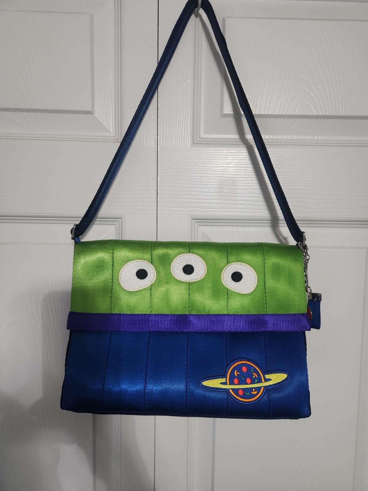 Harveys x Disney Pixar Toy Story Alien Medium Foldover