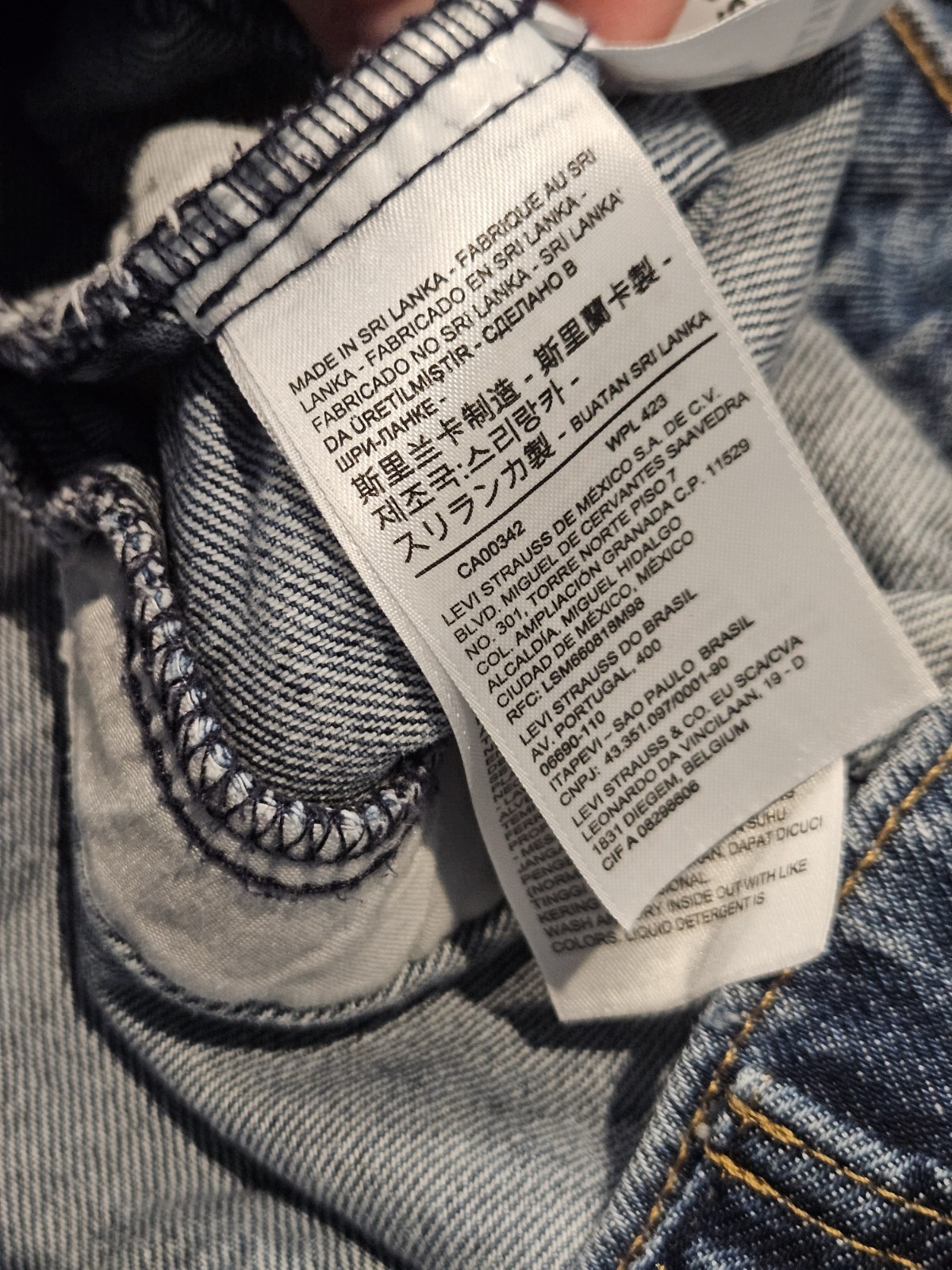 Levi’s Denim Jacket Mens L Trucker Medium Wash Sri Lanka