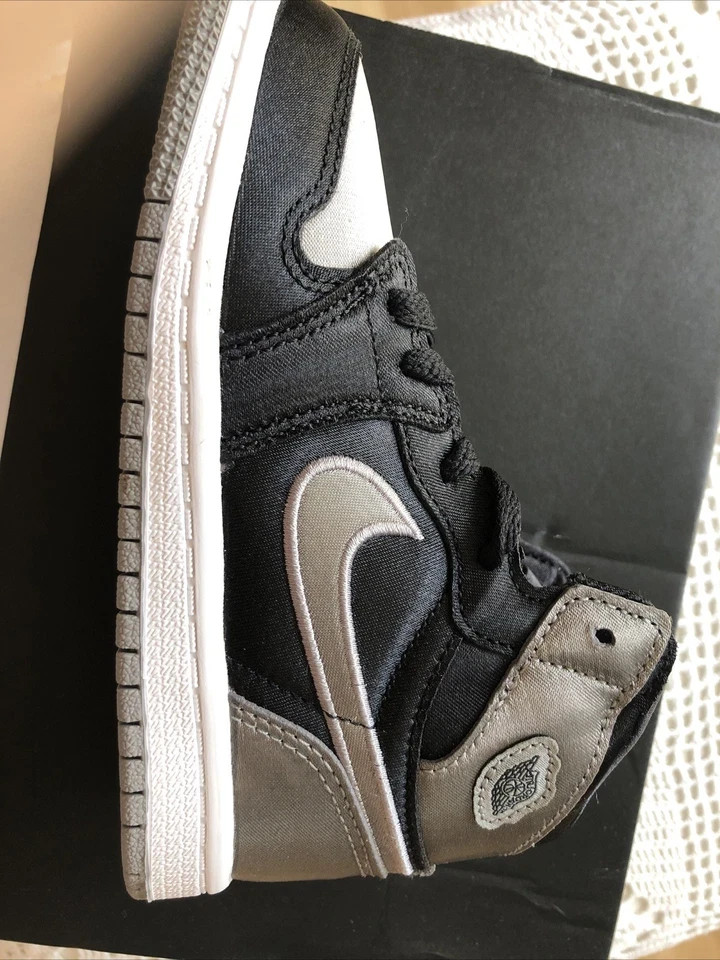 Nike Jordan 1 Retro High OG Satin Shadow Baby Size 5C FD5305 010 Black /Grey NEW