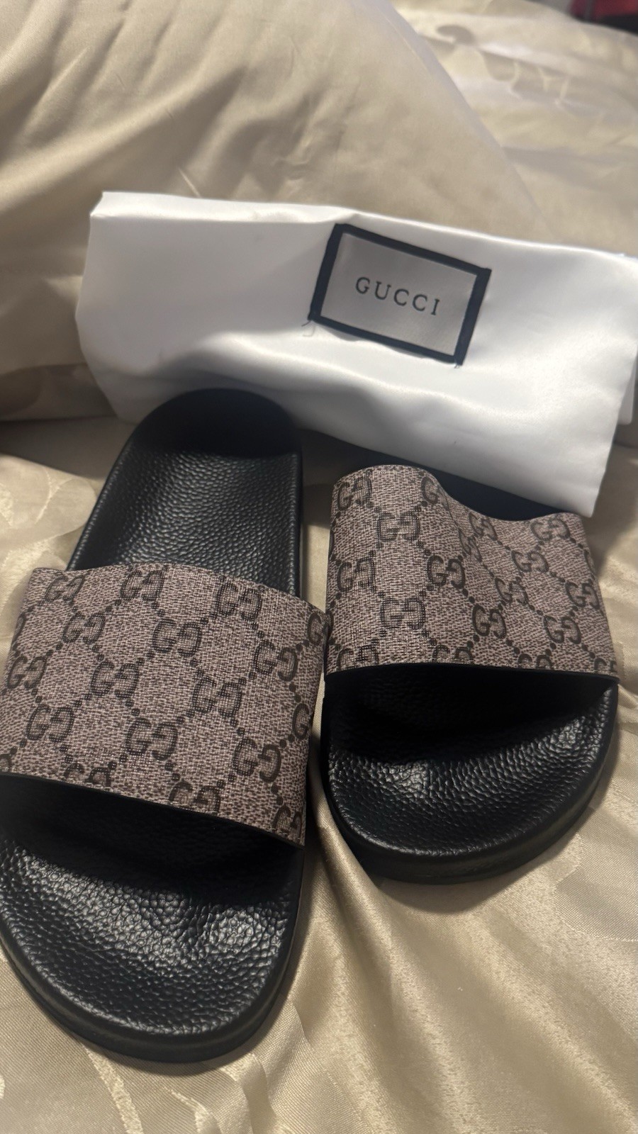 Gucci Men’s Web Stripe Logo Slide Sandals Black/Red/Green Rubber US 9