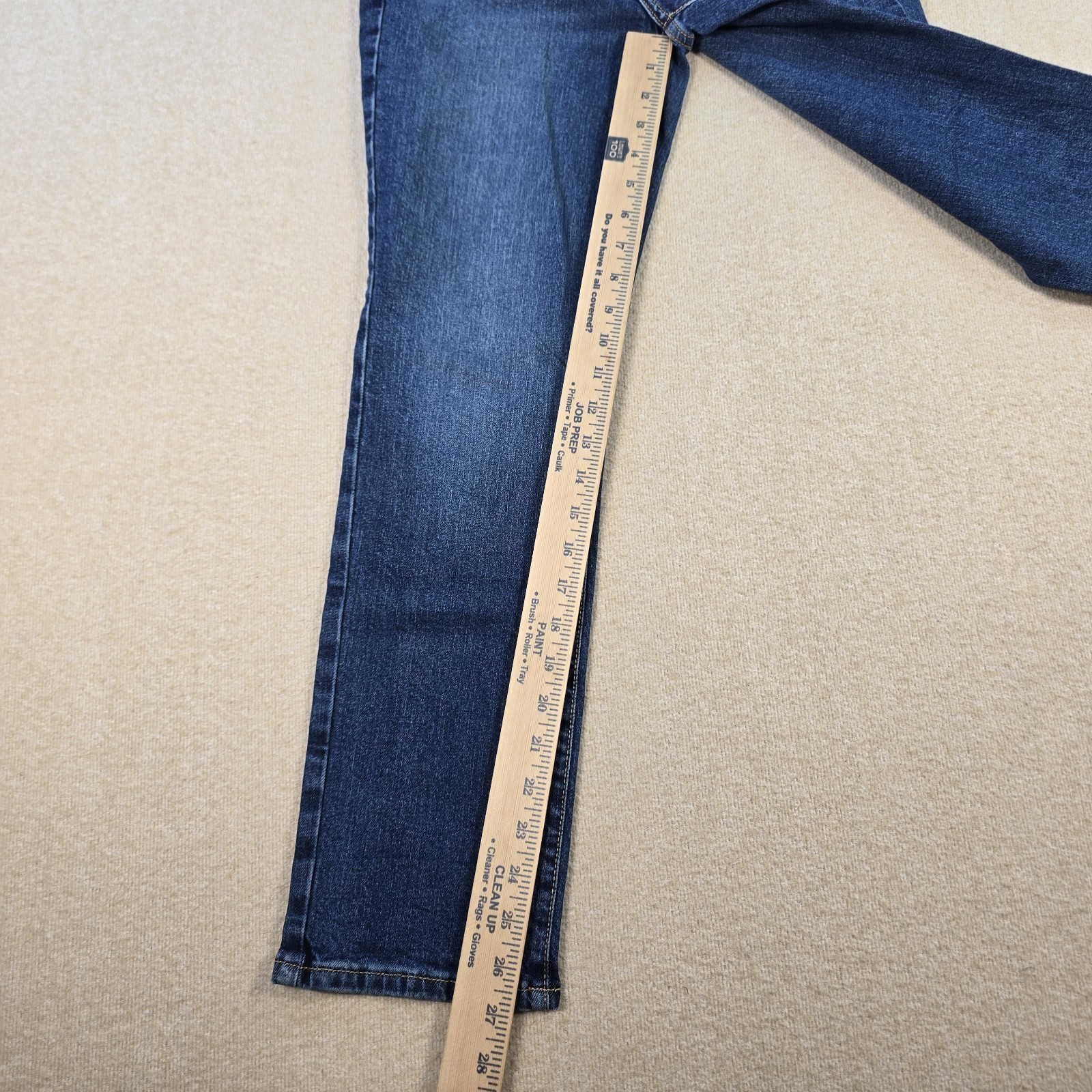 Universal Thread Jeans 2/26R Vintage Stretch Mid Rise Bootcut NWT