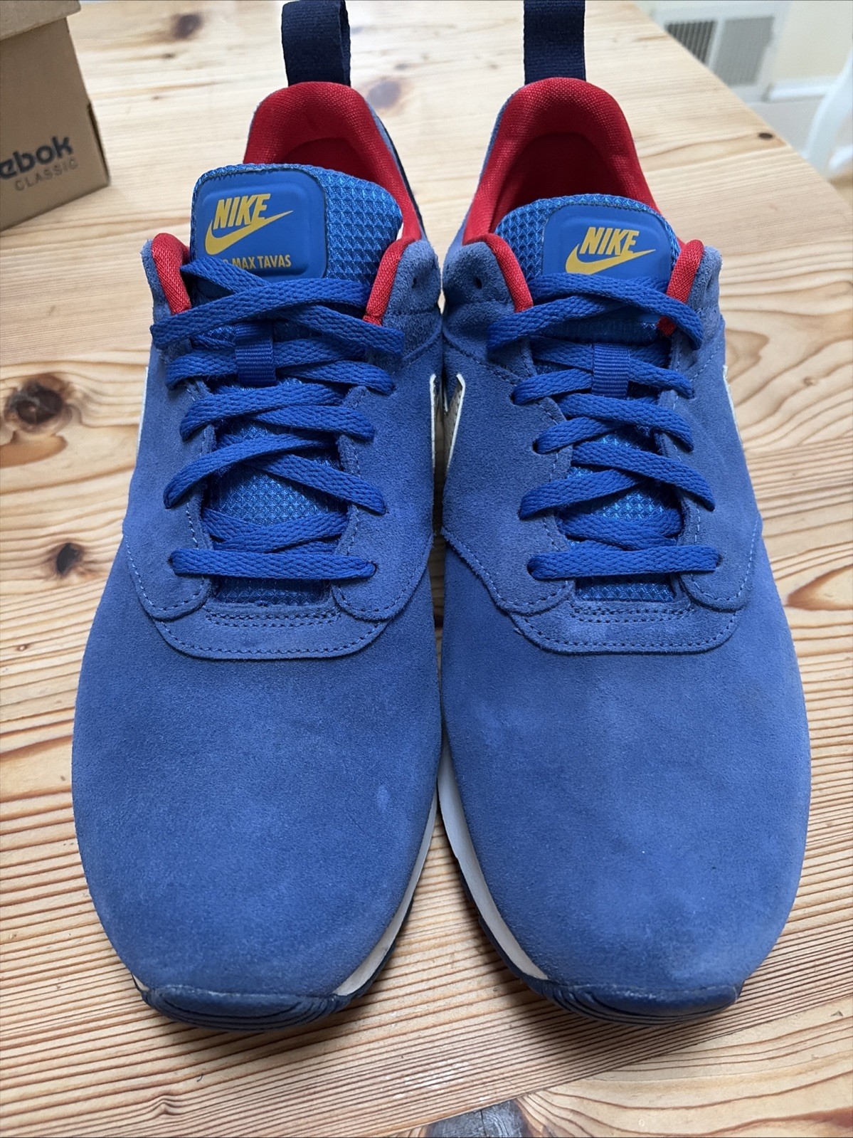 Nike Air Max Tavas Suede Size 9.5 Men’s Gym Blue Yellow Beige