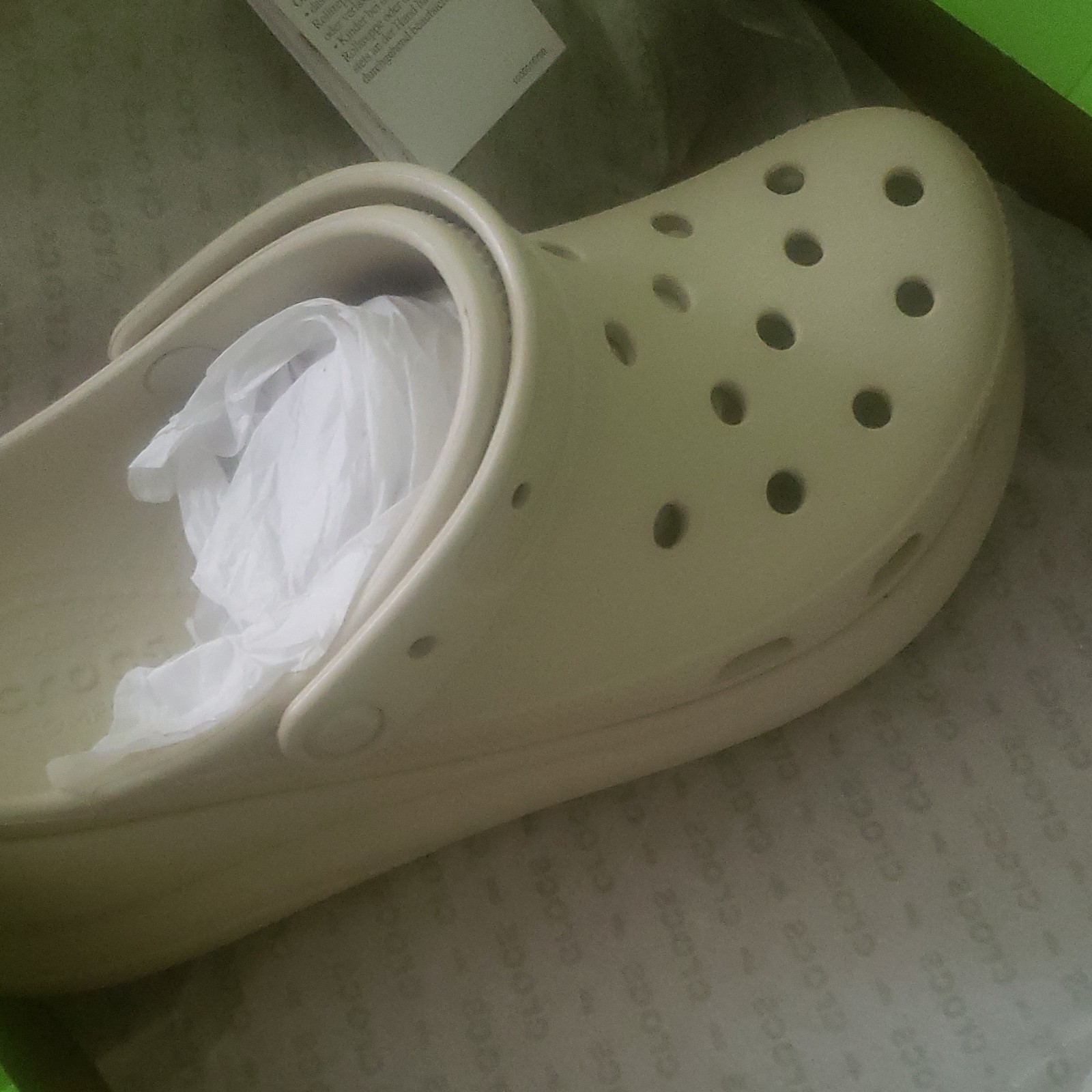 Crocs Classic Crush Clog Bone Slip-On Clogs M8/W10 Round Toe Logo