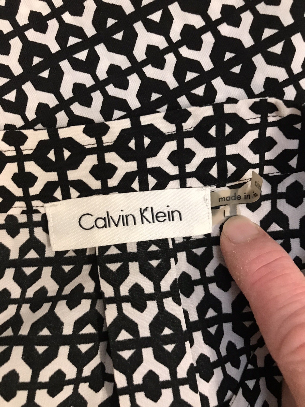 Calvin Klein L Top Stretch Geometric Black White Button Up Shirt Long Slvs Crew