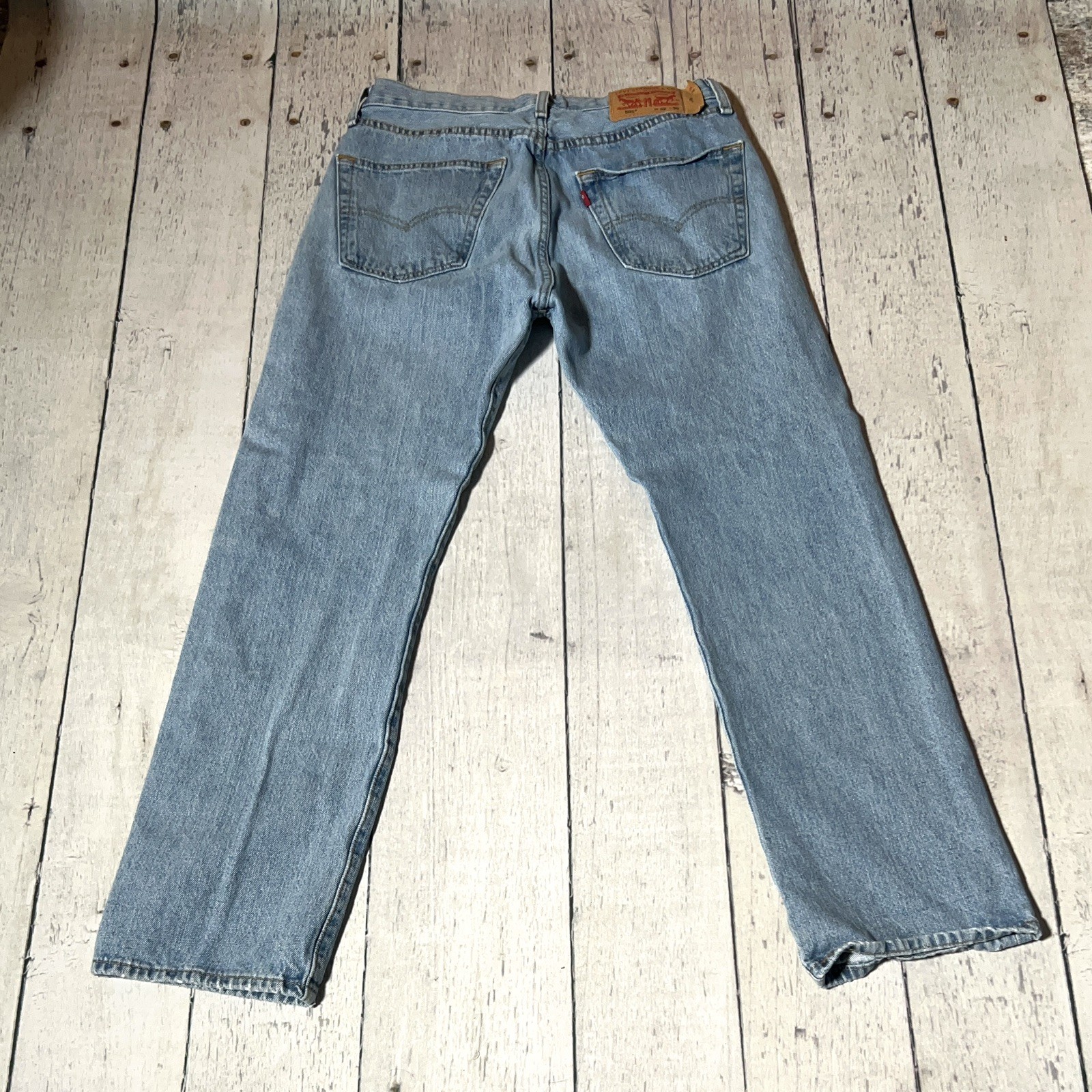 Levi’s 501 Original Fit Button Fly Jeans Men’s W32 L30 Light Wash