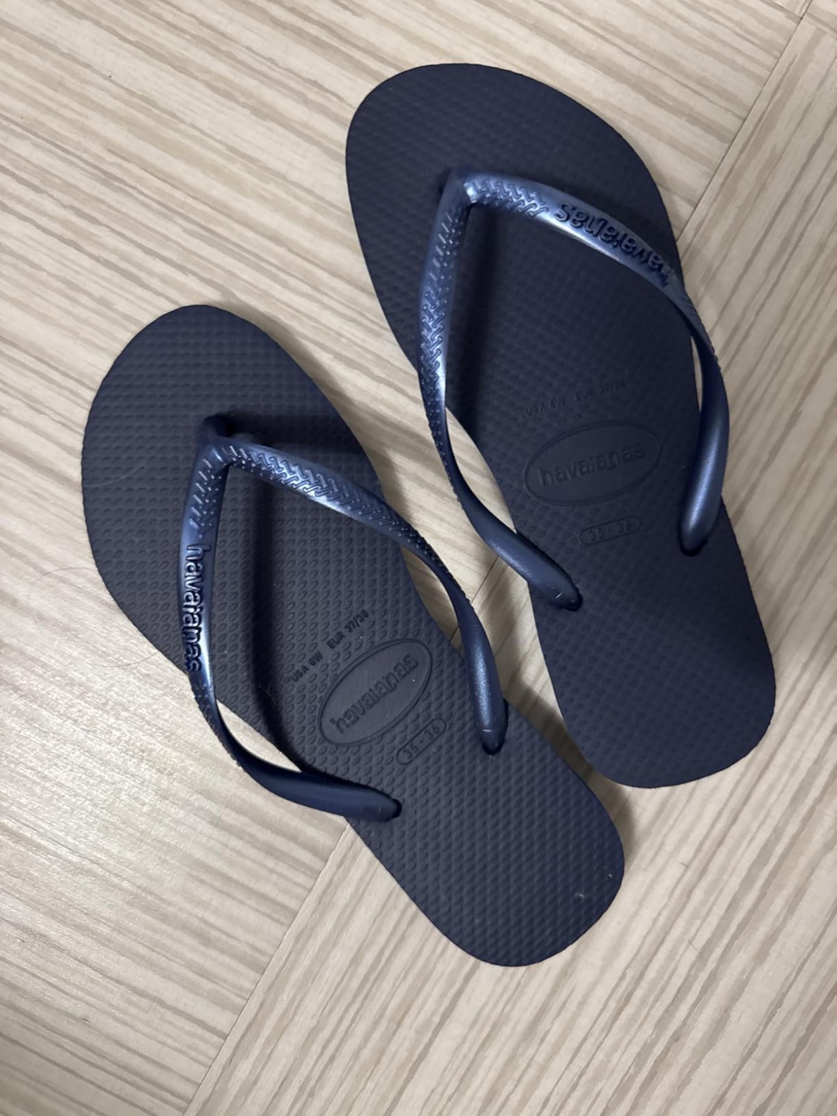 HAVAIANAS SLIM WOMEN’S NAVY BLUE FLIP FLOPS SANDALS SIZE 7 / 8 NEW WITH TAGS