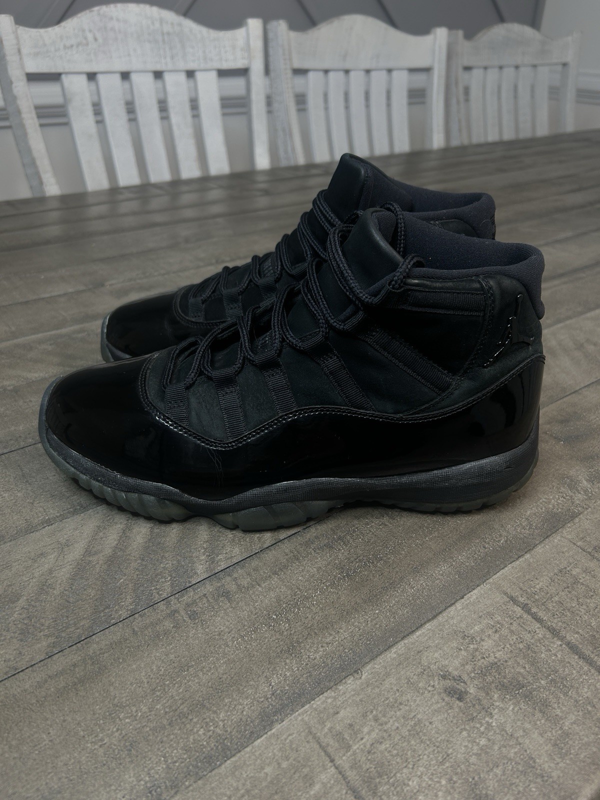 Nike Air Jordan 11 Retro Cap and Gown Black Size 11 Men’s Rare Dress Shoes
