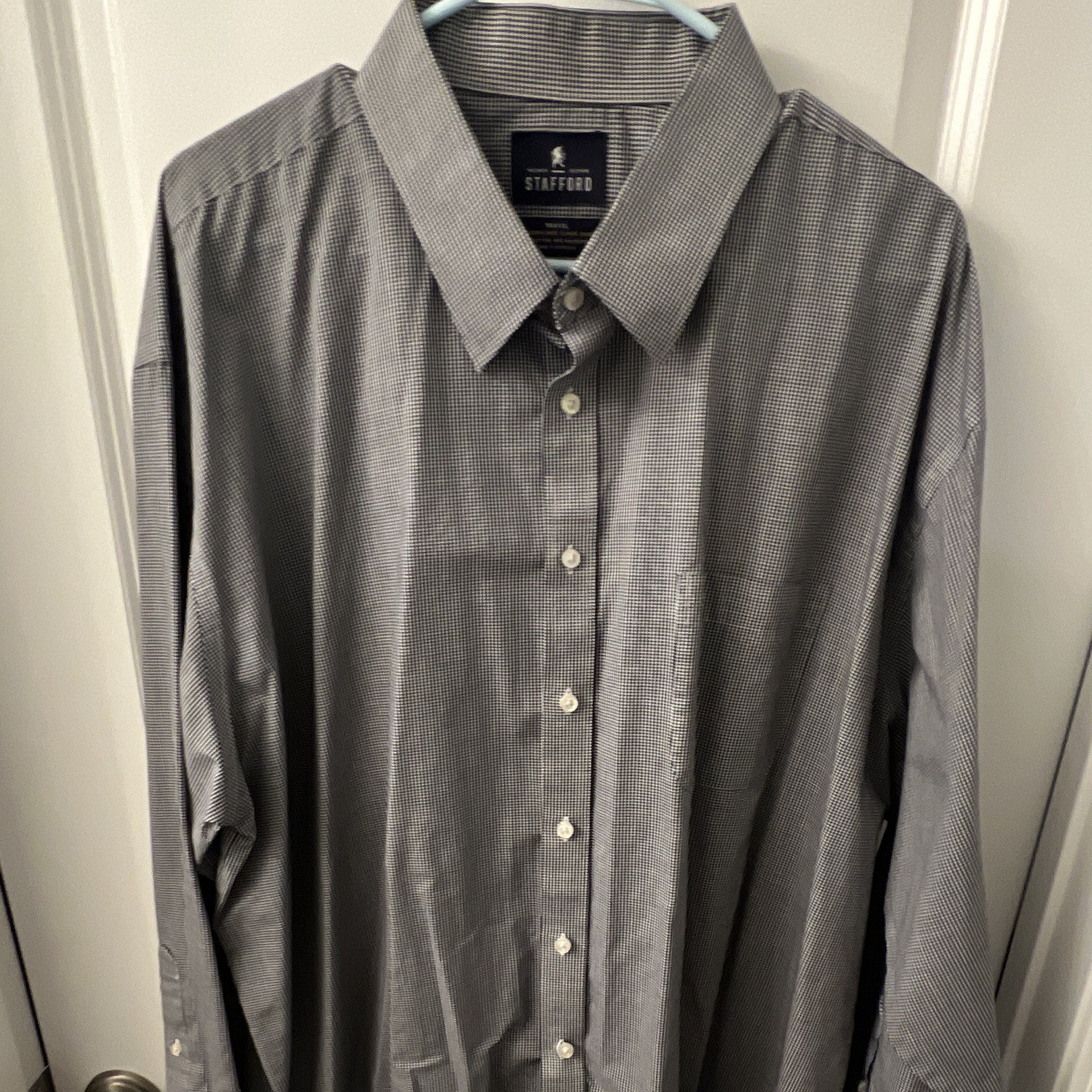 Stafford Travel Non-Iron Classic Fit Gray Check Dress Shirt 18 34/35