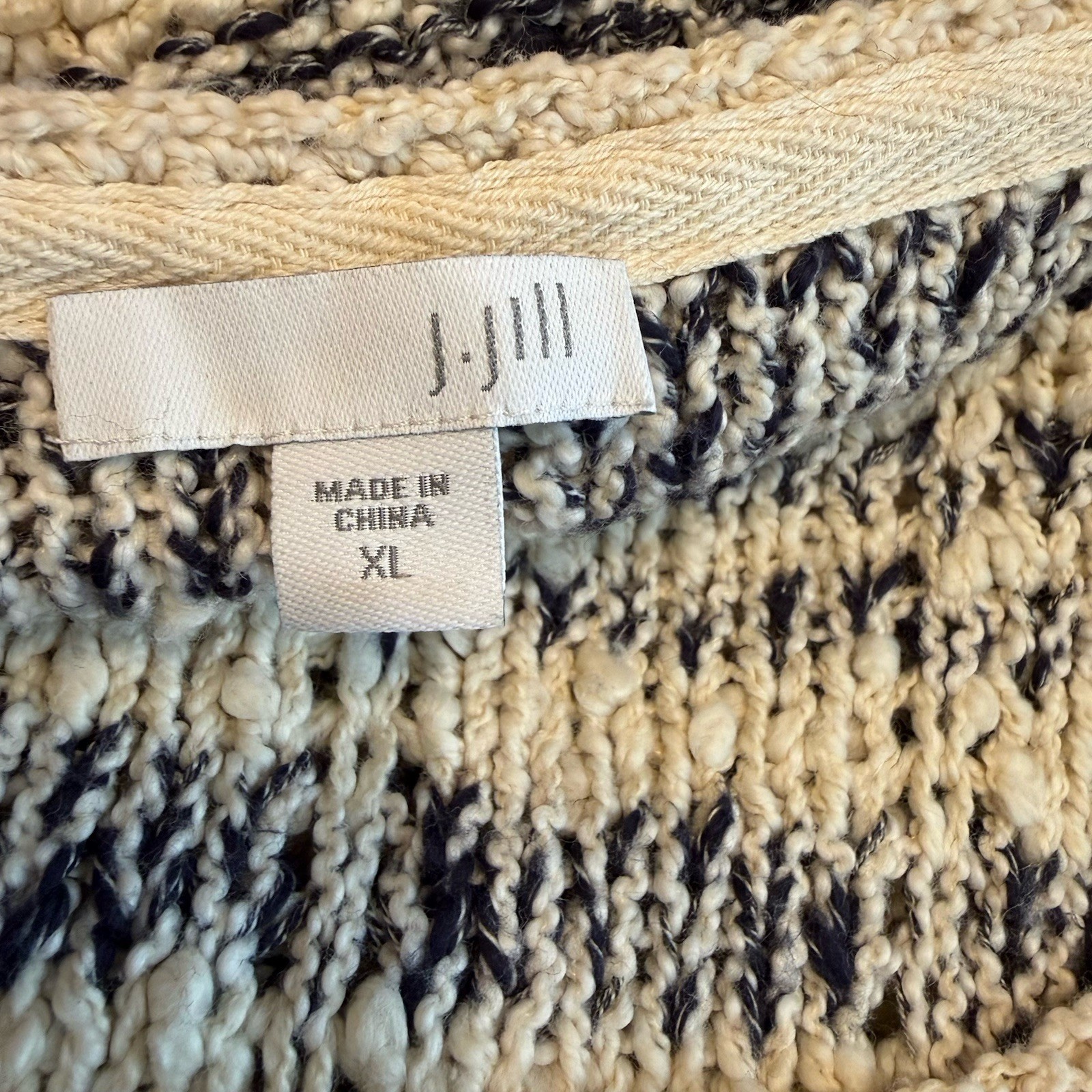 J Jill Chunky Knit Sweater Women’s XL Cream Navy Long Sleeve Stretch Soft Warm
