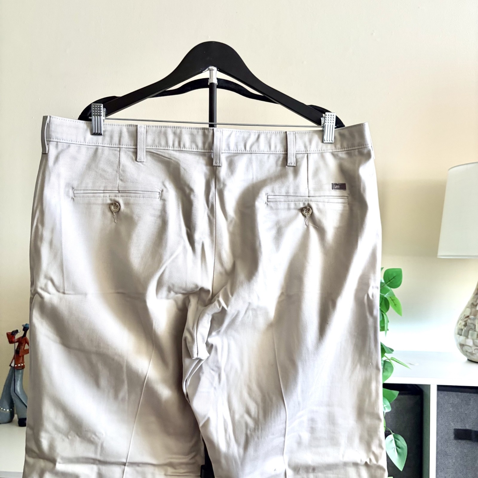EUC Lee Custom Fit Regular Straight Leg Khaki Men’s Pants 40×32 Jeans