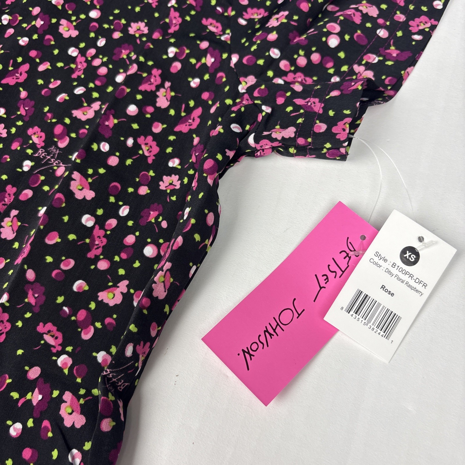 Betsy Johnson Koi Women XS Scrub Top Rose Ditsy Floral Raspberry New Tags Poly
