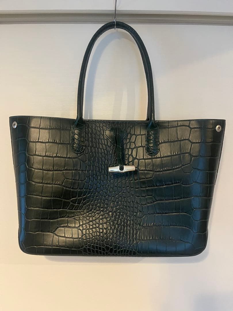 Longchamp crocodile embossed tote bag, green, fits A4 size.