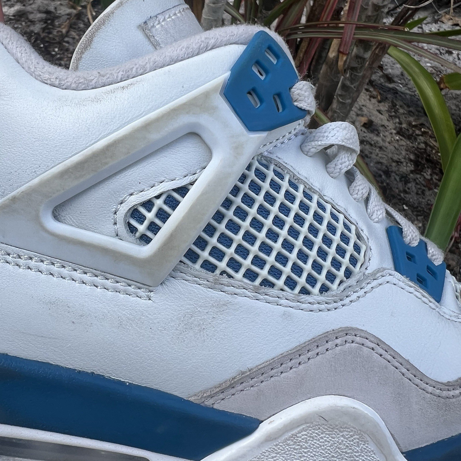 Youth Size 6Y Nike Air Jordan 4 Retro Military Blue GS HF4281-141 Shoes Sneakers