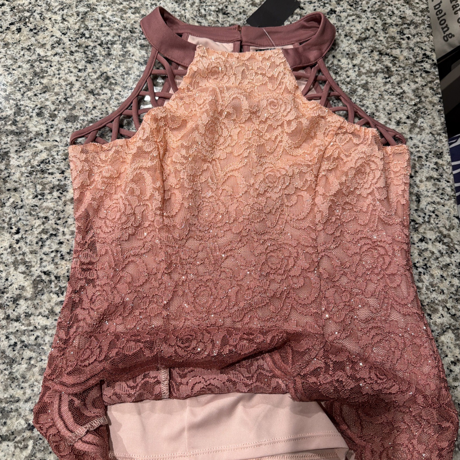 VENUS Women’s Size medium Tank Top ~ Mauve w/Sparkle, Lace, Scalloped Ombre