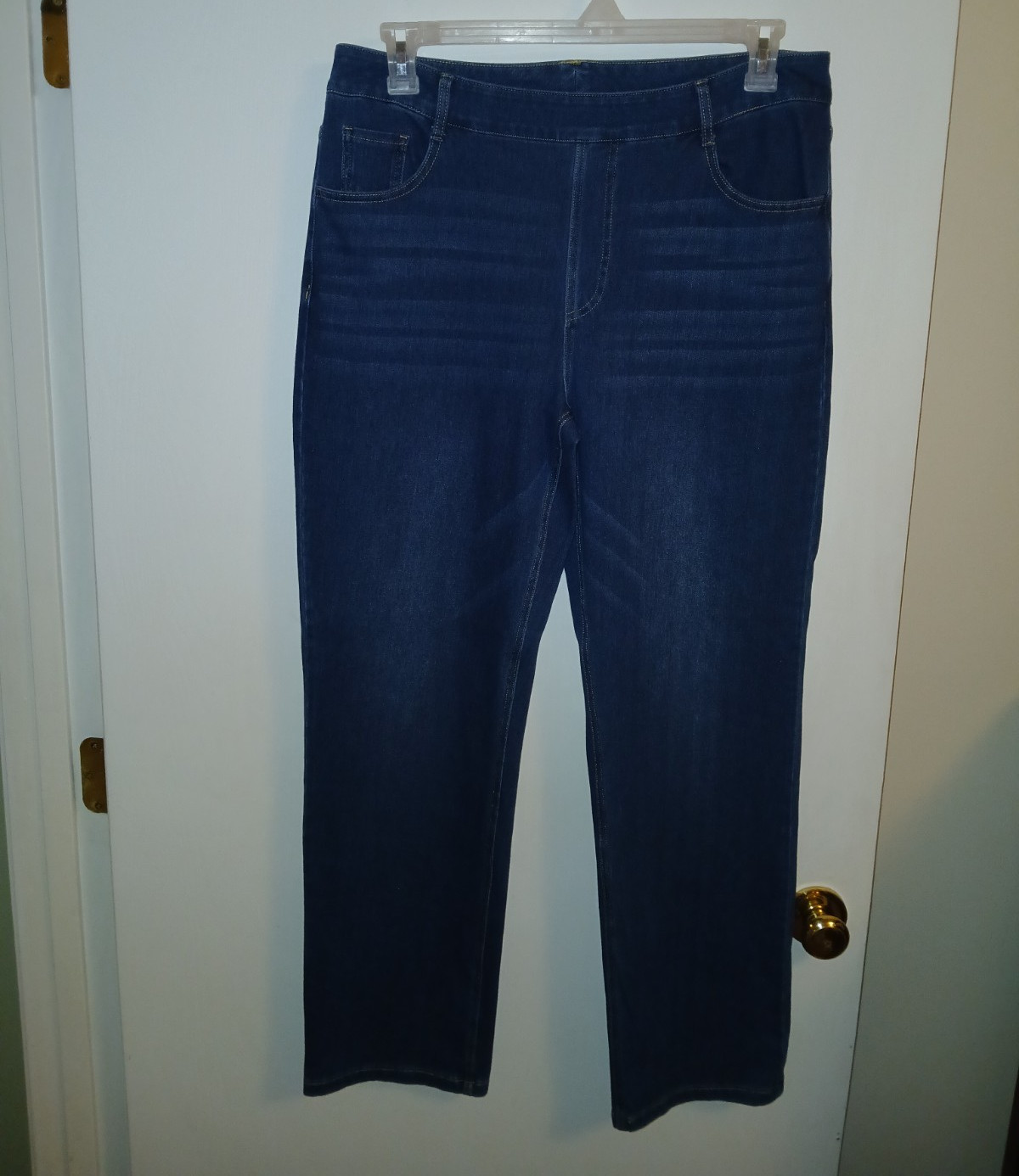 Halara Women’s XL Straight Leg Jeans Stretch Pockets. The Perfect Jeans!!